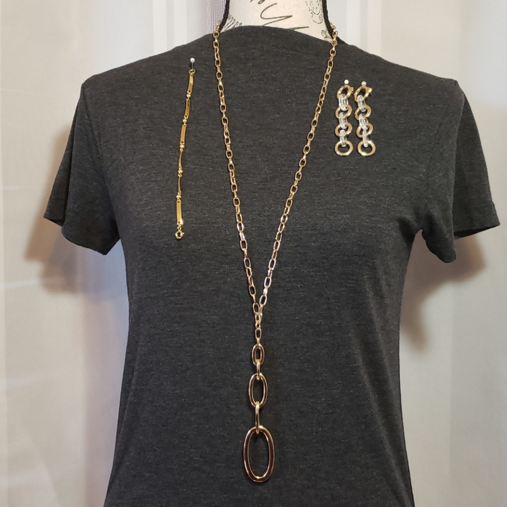 Gold Jewelry Set 16$